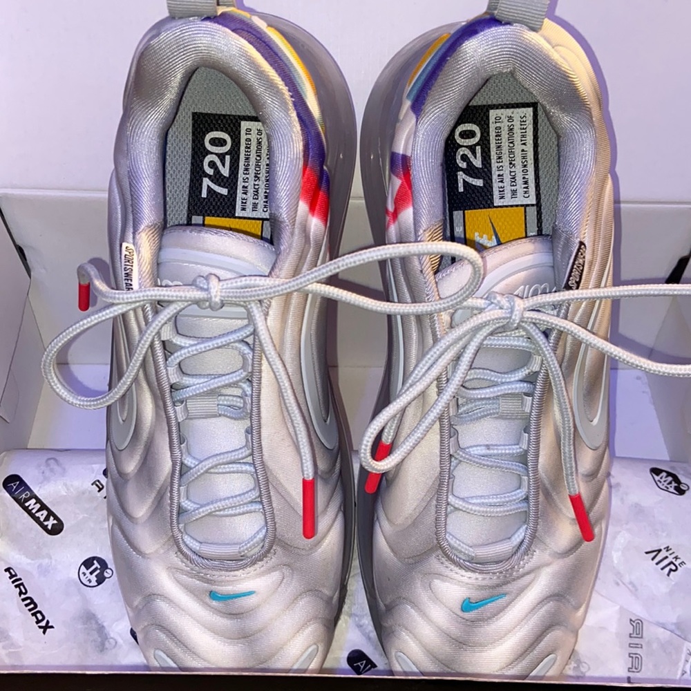 Women’s Air Max 720